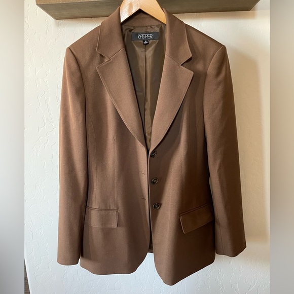 Kasper|Chocolate Brown Boyfriend Blazer, Structured Fit•••Business Casual - Picture 6 of 11